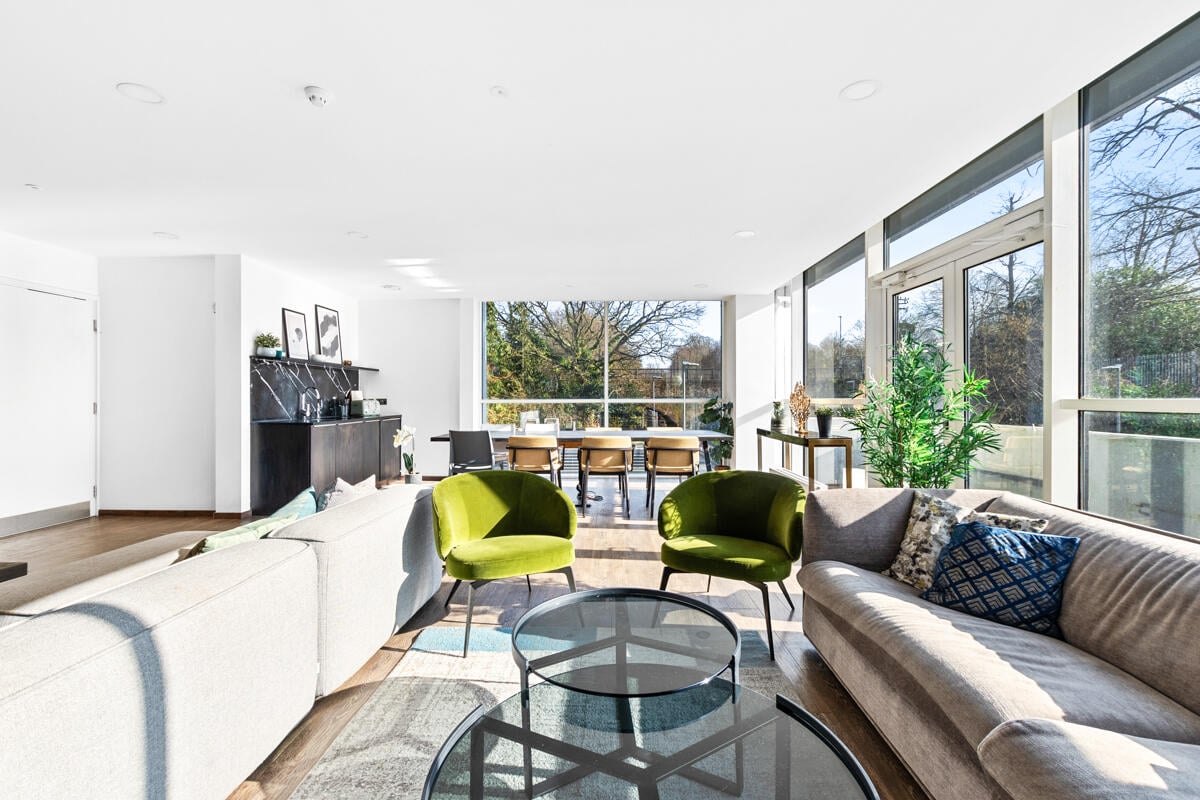 Development image of Vonder Bracknell, RG12