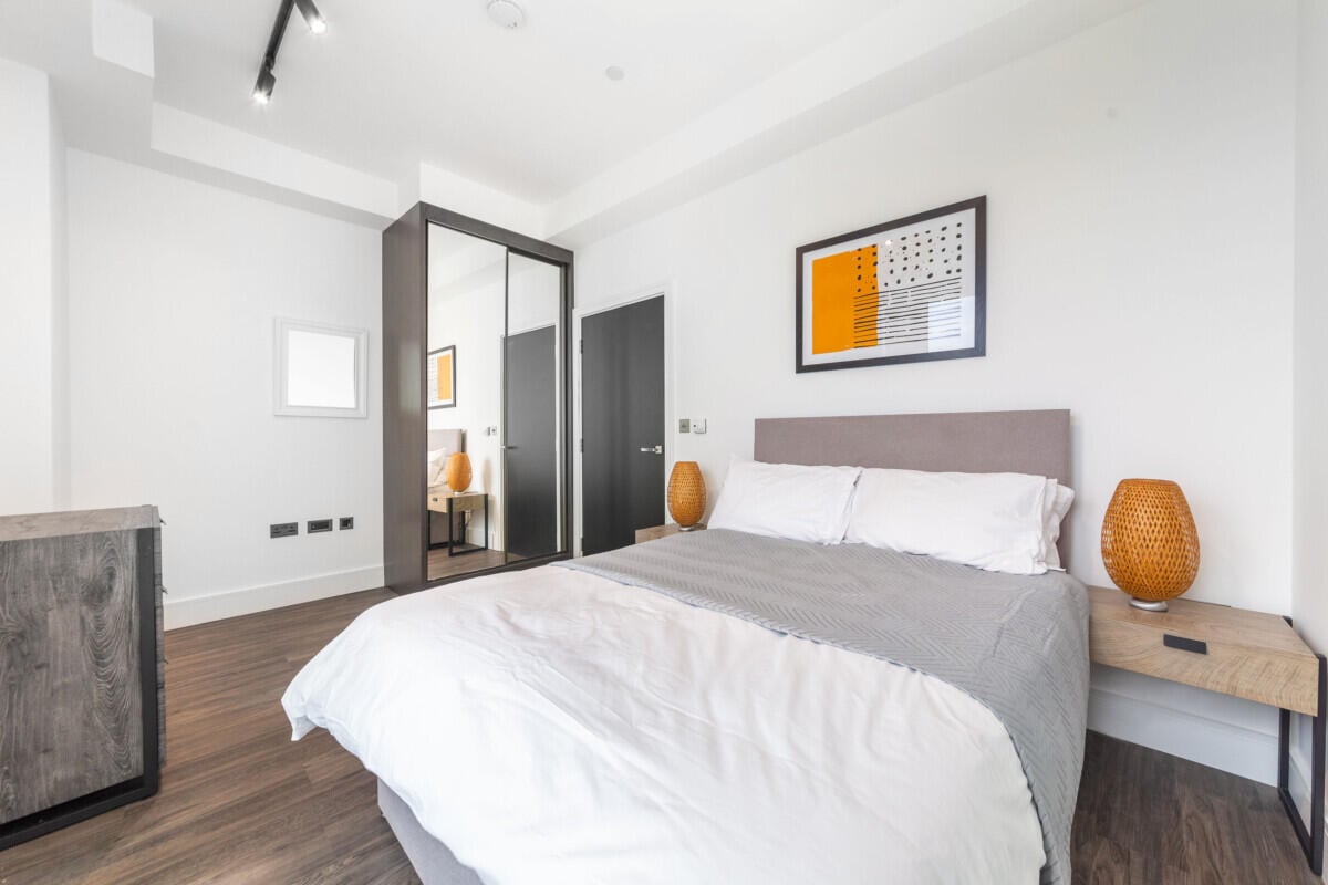 Listing image of One West Point, W3