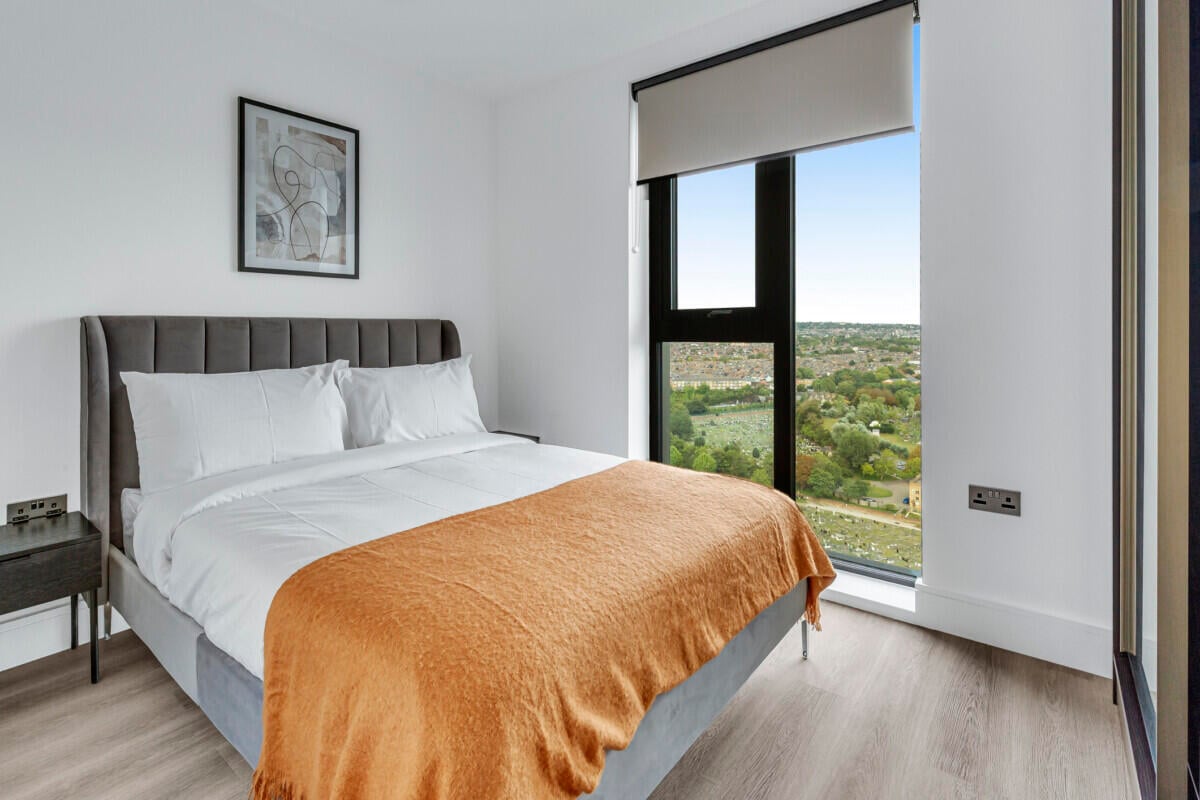 Listing image of North Kensington Gate, NW10