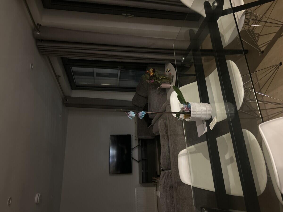 Review image for review a0b33785-56b5-47db-9d99-c4e9b39633b2