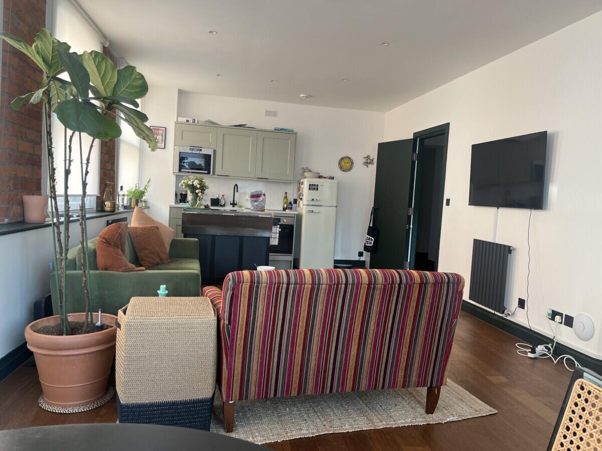 Review image for review e06b0816-e7eb-4b78-8261-32c8cf7e3507